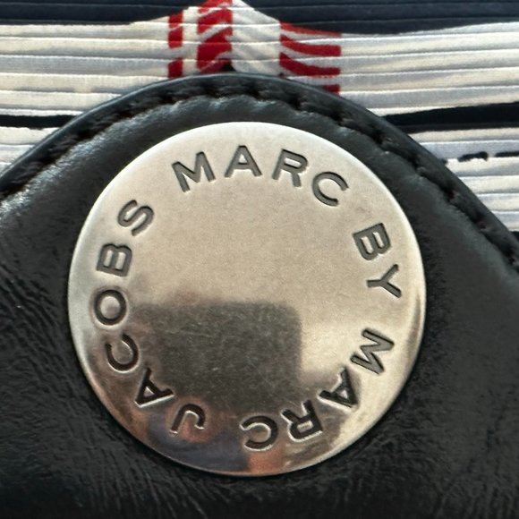Marc Jacobs Fabric and Syintetic leahter Purse Black White Red  - RARE - Picture 8 of 12
